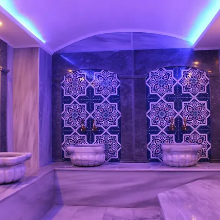 Milano & Sultanahmet 3*