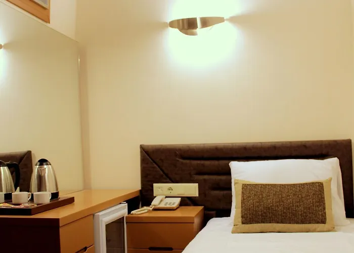 Milano & Sultanahmet 3*